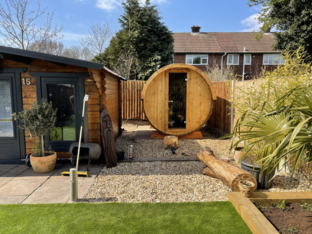 Fasssauna-Gartensauna 220 4-Personen / Elektrischer oder Holzbefeuerter Harvia-Ofen / Hochwertige Skandinavische Fichte (Thermholz) | Heimisches SPA | Thermoholz