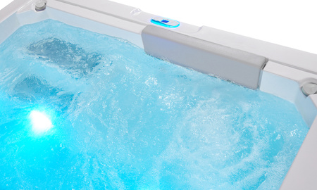 Cadă SPA OF-504U – Cadă SPA Modernă cu Masaj pe Bază de Apă