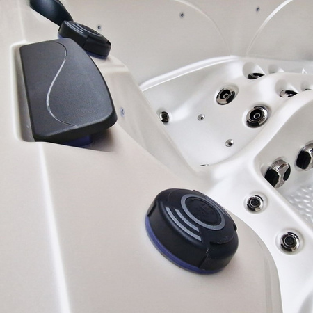 Outdoor Jacuzzi SPA346 White Pearl with grey casing 230x230 cm – luxury and relaxation in your garden