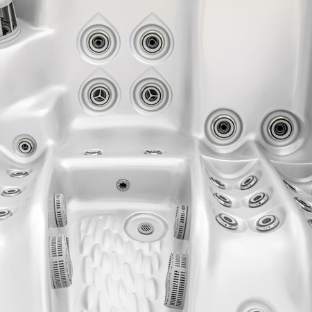 Садове джакузі SPA530 210x170 см - компактна гідромасажна ванна для саду та тераси