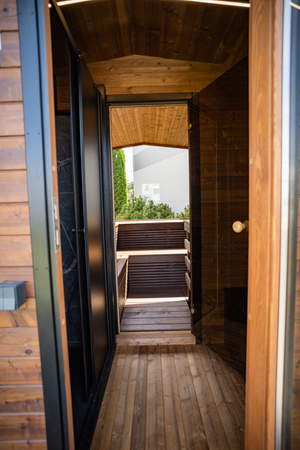 Moderní zahradní sauna CUBE MODERNO PLUS SC - venkovní s relaxační funkcí