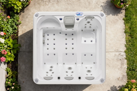 Elegants Jacuzzi OF-6006 Pro – Profesionāls 4 personu SPA ar 59 strūklakām, LED, Bluetooth un ozona apstrādi