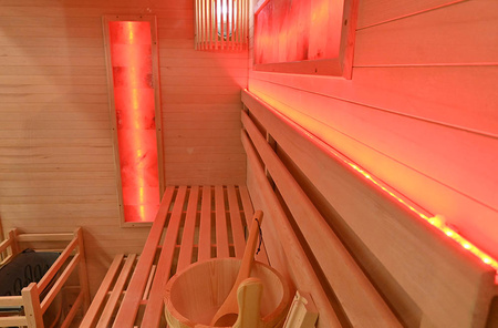 MO-TS4 LEFT Tør sauna med HARVIA 8 kW varmelegeme