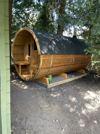 Barrel Sauna Sauna 330 with Terrace for 4 people / Electric or Wood-Burning Harvia Stove / High quality Scandinavian Spruce (Thermowood) | Wellness | Relax | SPA | Luxury Relaxation | Scandinavian Style