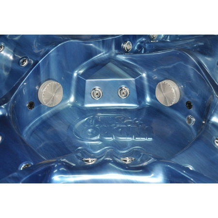 Jacuzzi za vrt SPA751 210x210 cm – luksuzno opuštanje u vašem vrtu