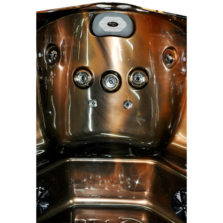 Udendørs jacuzzi SPA750 200x200 cm – komfort og afslapning i din have