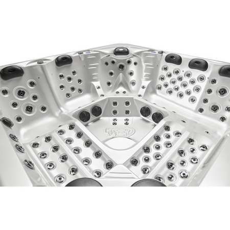 Tuin-jacuzzi SPA743R ECO Cappuccino met grijze omkasting 220x220 cm – elegantie en ecologie in uw tuin