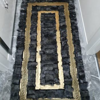 Luxusní prémiový koberec ve stylu Versace - ruční výroba, měkká struktura, zlaté detaily