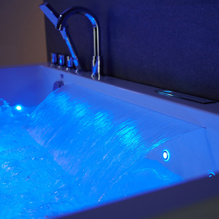 Baignoire balnéo Saturn 944 blanche 180x90 cm – élégance et relaxation dans un SPA à domicile