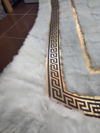 VERSACE style vloerkleed - luxe handgemaakt schapenvacht vloerkleed, wit met goud