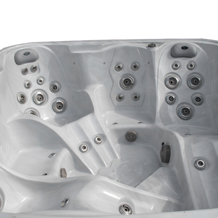 Jacuzzi ogrodowe SPA751 210x210 cm – luksusowy relaks w Twoim ogrodzie