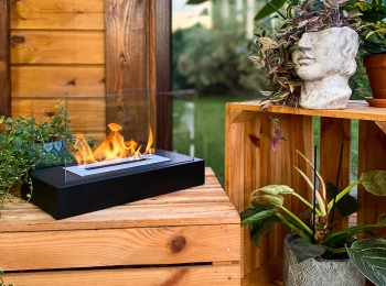 Brīvi stāvošs bio kamīns Glow black structural matt - moderns dizains un ekoloģisks siltums