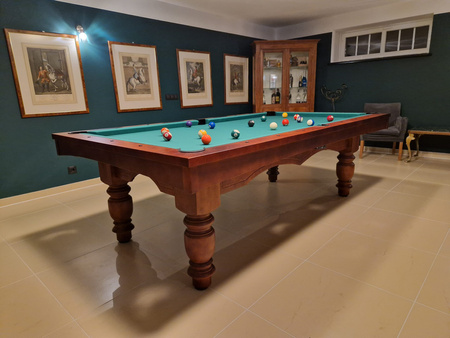 Mesa de Bilhar Verona – fusão elegante entre bilhar e jantar