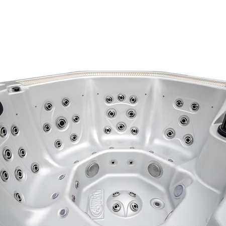 Εξωτερικό Τζακούζι SPA107 220x220 cm – πολυτελής μπανιέρα SPA για 6 άτομα