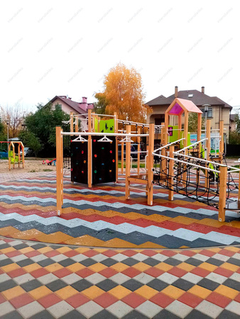 Playground complex "Big City-8" (TE938RC) – Extensive playground set with an urban character