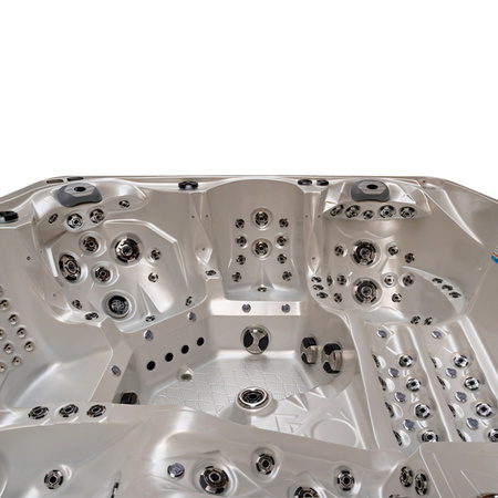 Garden Jacuzzi SPA746 Hot Tub 230x230 cm – Luxurious Relaxation Zone