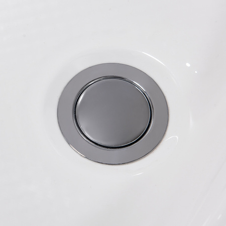 Whirlpoolbad SIGNA 635 wit 150x150 cm – elegantie en ontspanning in uw badkamer