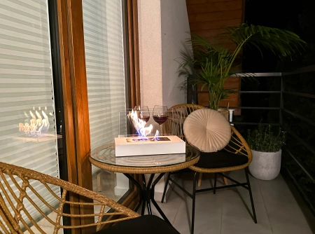 Окремо стоячий біокамін Home білий матовий - елегантний, екологічний бездимний камін для дому та саду