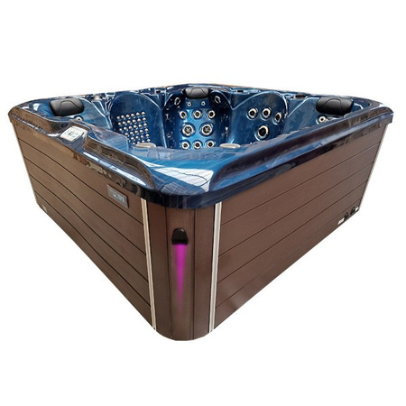 Dārza džakuzi vanna SPA560 220x220 cm - greznība un pilnīga atpūta jūsu dārzā