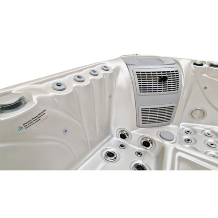 Dārza džakuzi vanna SPA561 210x210 cm - ērta atpūtas zona jūsu dārzā