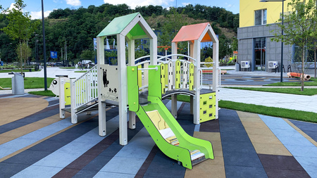 Parco giochi "Città" - Senza tetto TE834-PE – Un set da gioco completo per bambini