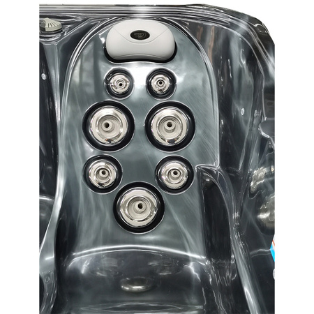 Jacuzzi za vrt SPA751 210x210 cm – luksuzno opuštanje u vašem vrtu