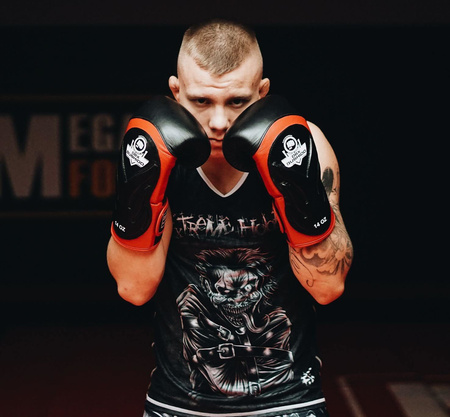 Poksikindad Wrist Protect BB4 süsteemiga