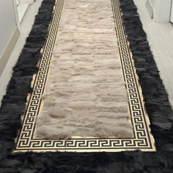 Luxusní koberec z ovčí kůže Premium - styl Versace, pro elegantní a klasické interiéry