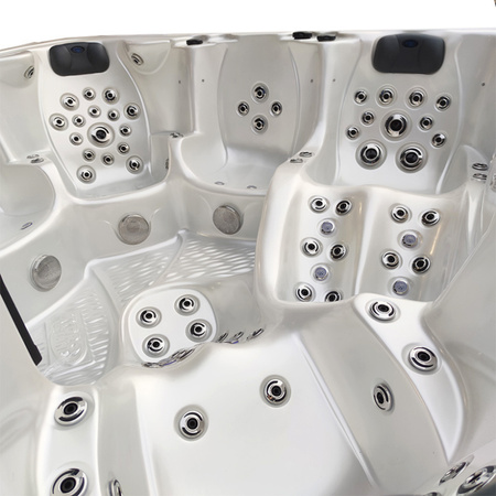 Trädgårdsjacuzzi SPA703A 230x230 cm – ett lyxigt SPA-badkar med hydromassage 