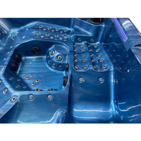 Garden Jacuzzi Hot Tub SPA743 220x220 cm – Spacious Relaxation for the Whole Family