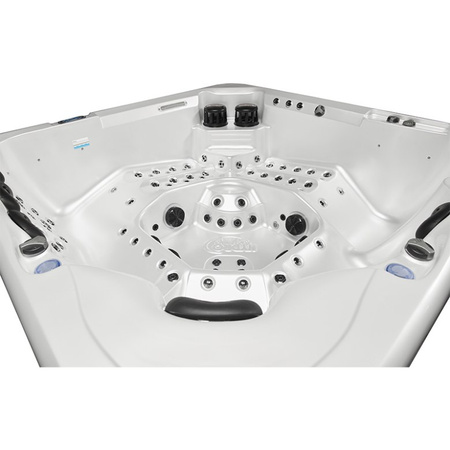 Градинско джакузи SPA743R ECO Cappuccino със сив капак 220x220 cm - елегантност и екология във вашата градина