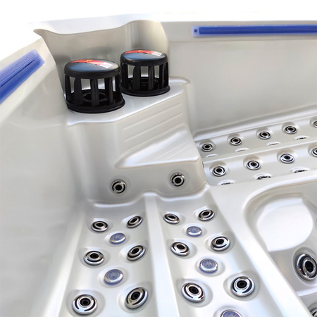 Dārza džakuzi vanna SPA743 220x220 cm - plaša atpūta visai ģimenei