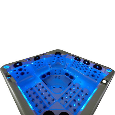 Garden Jacuzzi Hot Tub SPA743 220x220 cm – Spacious Relaxation for the Whole Family