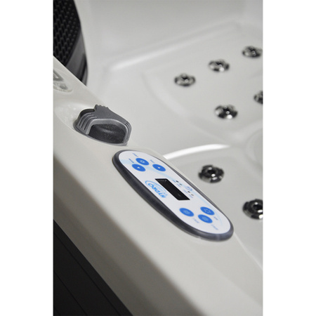 Jacuzzi de jardin SPA750 200x200 cm – confort et relaxation dans votre jardin