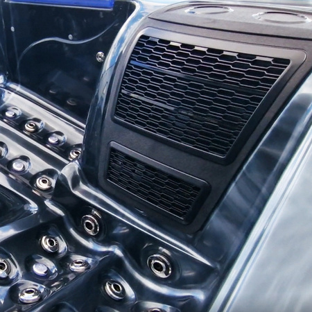 Garden Jacuzzi SPA205T Valkoinen helmi Kahvikotelo 230x230 cm - tyylikkyyttä ja rentoutumista kotikylpylässäsi.