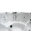 Jacuzzi exterior moderno con hidromasaje – bañera SPA de lujo para jardín