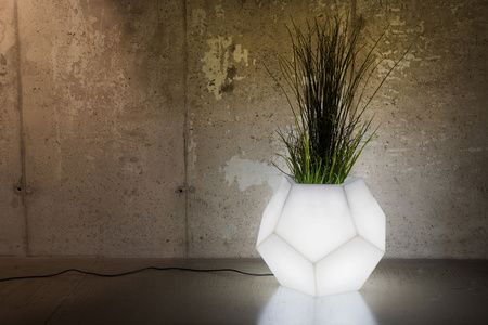 Alma White Garden Pot With Lighting