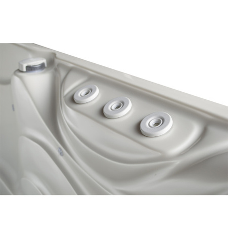 Dārza džakuzi vanna SPA560 220x220 cm - greznība un pilnīga atpūta jūsu dārzā