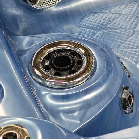 Dārza džakuzi SPA747 F27 210x210 cm - komforts un elegance