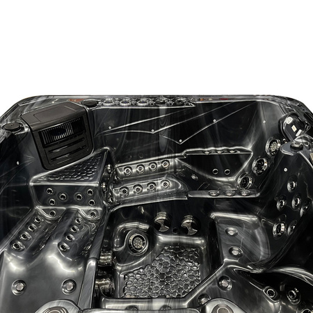 Zahradní vířivka SPA755 F21 230x230 cm - luxus a pohodlí na vaší zahradě