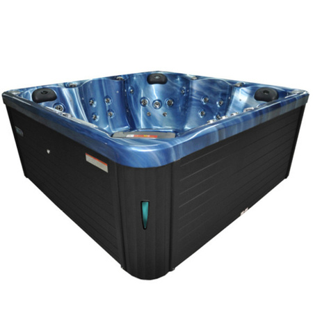 Trädgårdsjacuzzi SPA750 200x200 cm – komfort och avkoppling i din trädgård