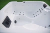 Jacuzzi di lusso per 4 persone – spa con idromassaggio e aromaterapia