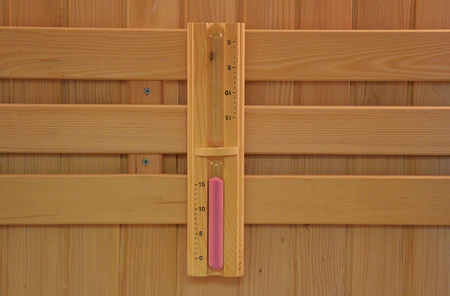 MO-EN3 Trockensauna mit HARVIA 3,5 kW-Ofen und Wandisolierung | Luxuriöse Entspannung | Thermoholz