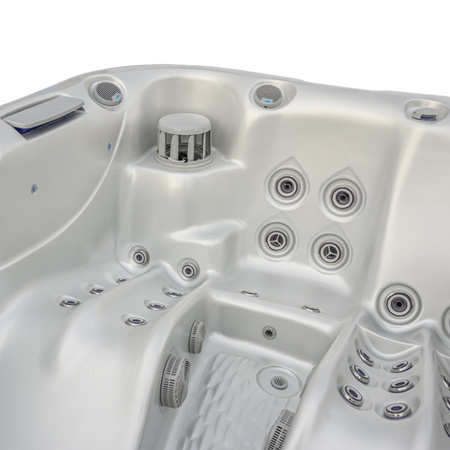 Garden Jacuzzi SPA530 210x170 cm - kompaktne mullivann aeda ja terrassile