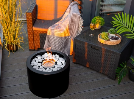 Samostoječi biokamin Moon - strukturirana mat črna | moderno in ekološko