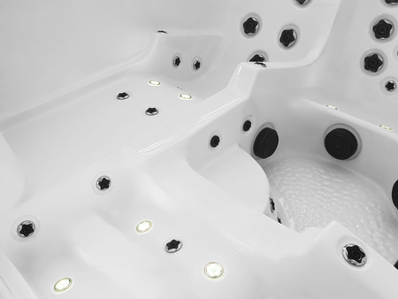 MOG-1313 AK.01 OB.04B Garden SPA vírivá vaňa 220X220X95CM