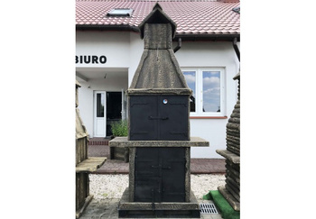 ZEUS – a solid concrete grill and smokehouse with grilling and smoking functions