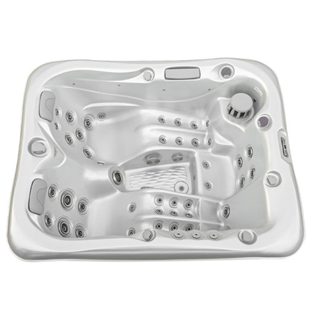 Garden Jacuzzi SPA530 210x170 cm - kompaktne mullivann aeda ja terrassile