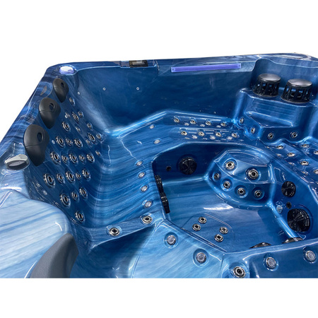 Garden Jacuzzi Hot Tub SPA743 220x220 cm – Spacious Relaxation for the Whole Family