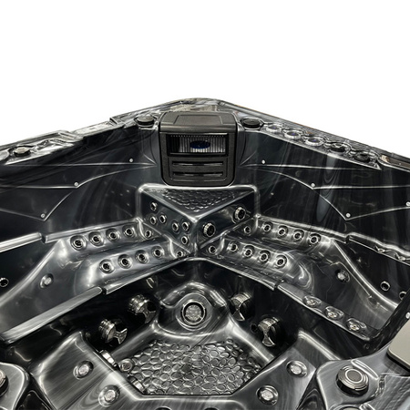 Garden Jacuzzi SPA755 F21 230x230 cm - lux și confort în grădina dvs.